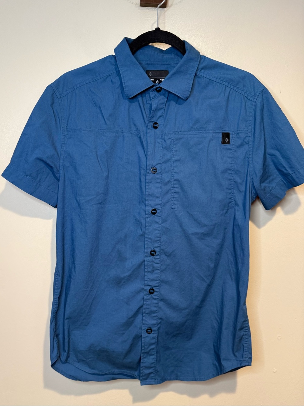 Black Diamond Short Sleeve Stretch Operator blue button down shirt men’s small